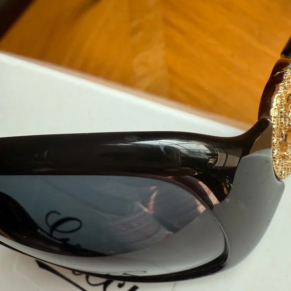 Gucci sunglasses black and gold with crystals GG 3578/s  display picture 1